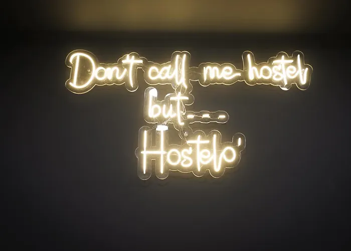 Hostelo - Luxury Hostel