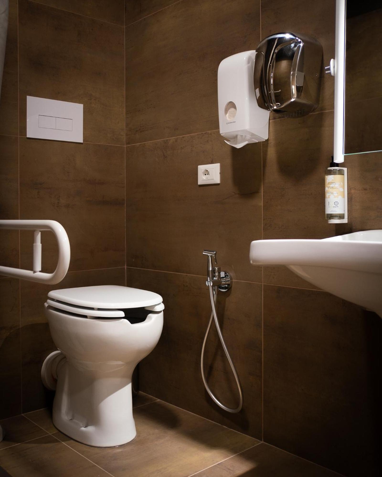 Hostelo - Luxury Hostel