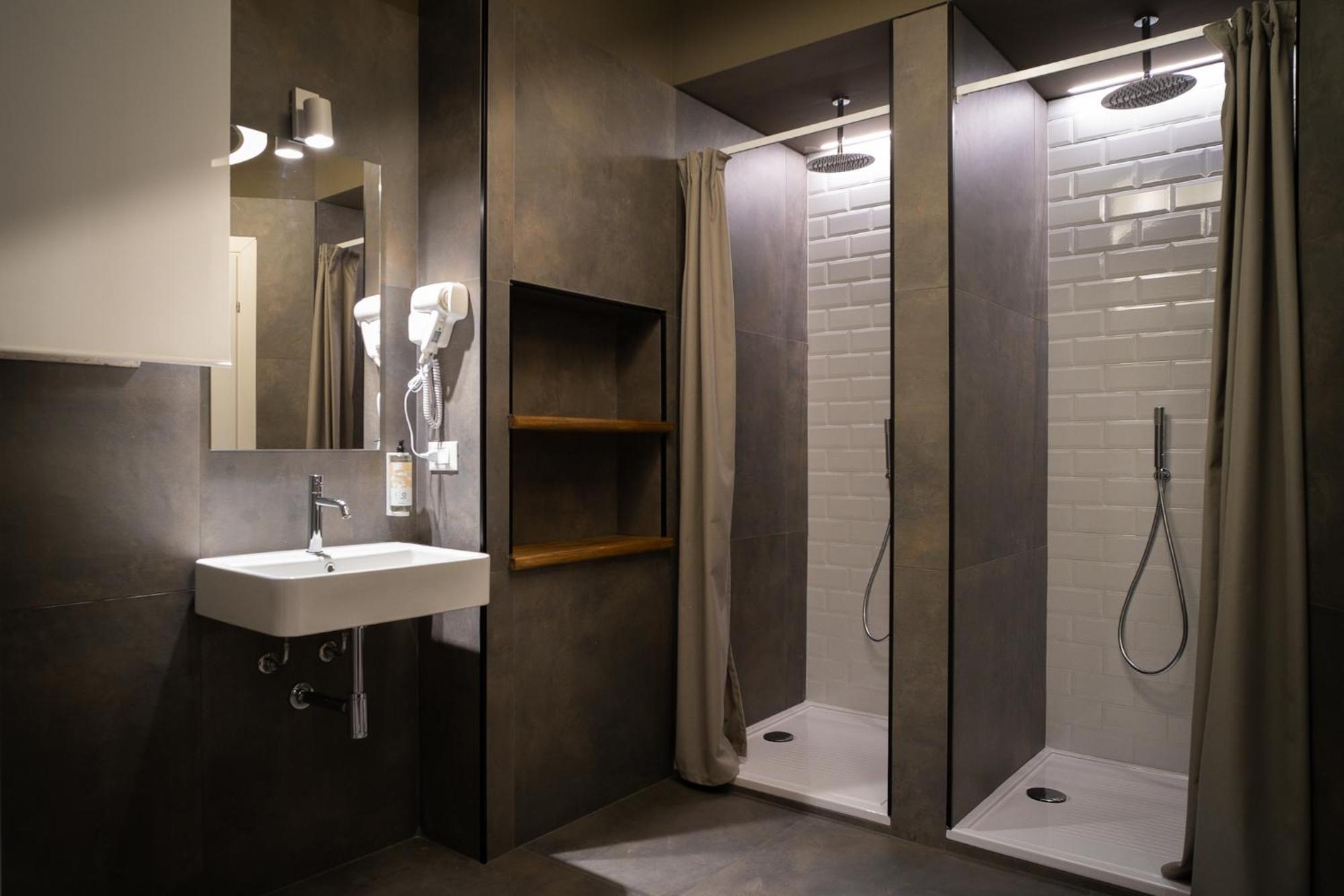 Hostelo - Luxury Hostel *