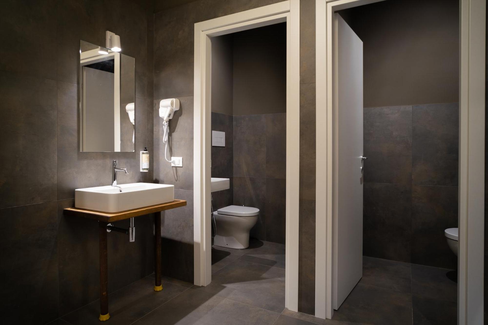 Hostelo - Luxury Hostel *